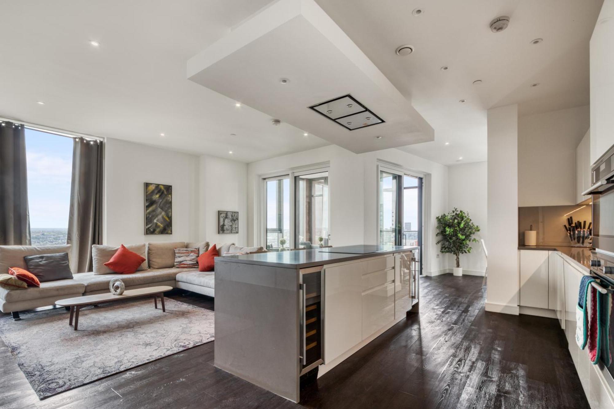 Appartamento Stunning 360º View Luxurious Penthouse Londra Esterno foto