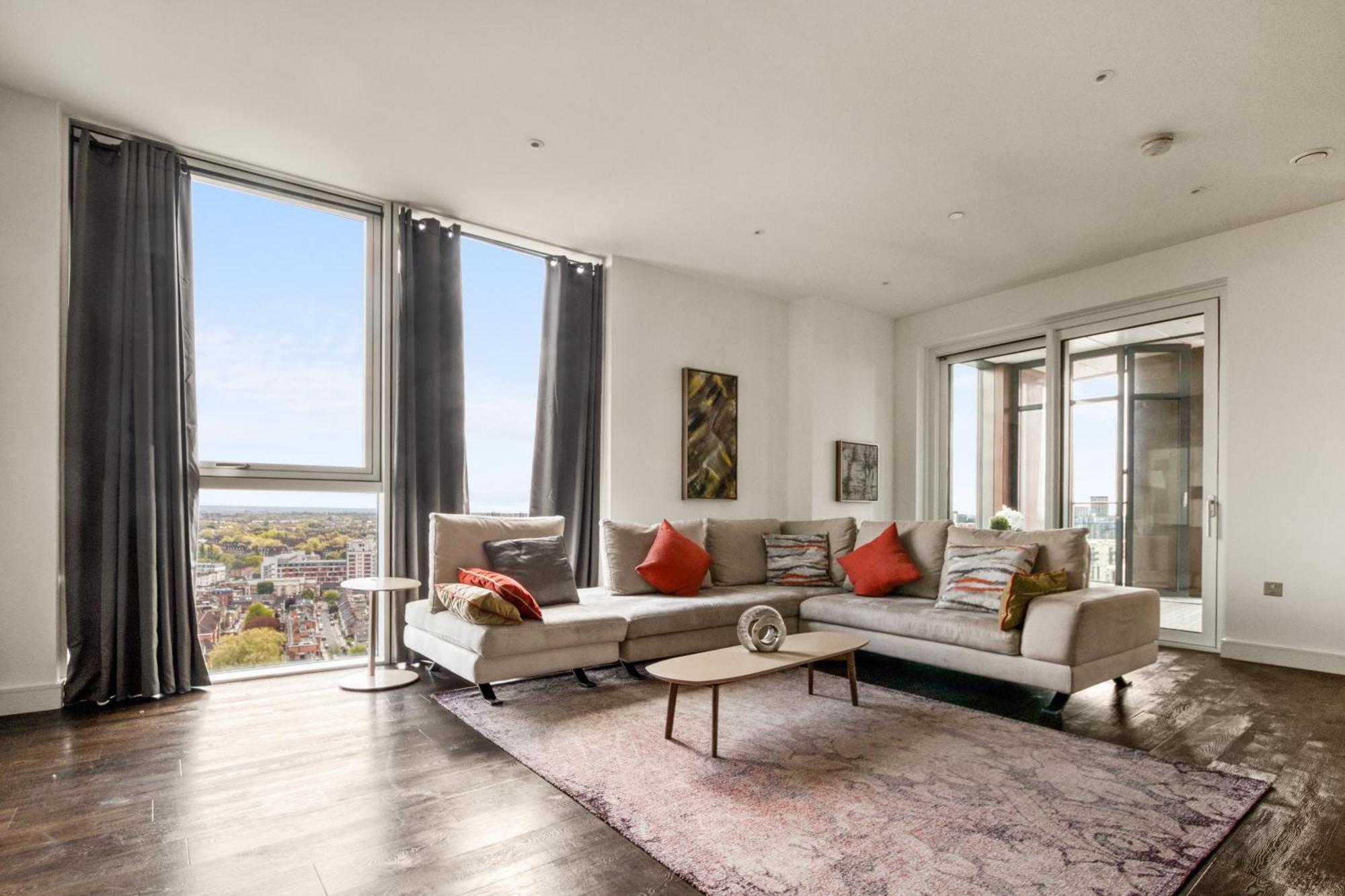 Appartamento Stunning 360º View Luxurious Penthouse Londra Esterno foto