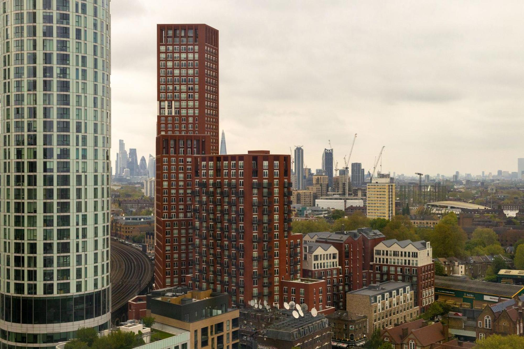 Appartamento Stunning 360º View Luxurious Penthouse Londra Esterno foto